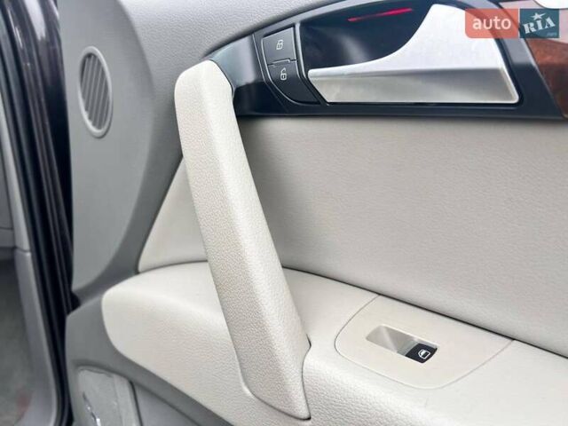 Серый Ауди Ку 7, объемом двигателя 3 л и пробегом 250 тыс. км за 9999 $, фото 31 на Automoto.ua