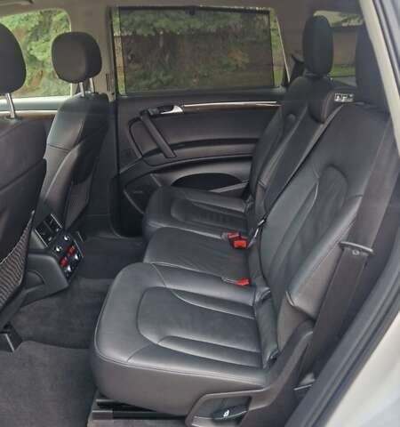 Серый Ауди Ку 7, объемом двигателя 3 л и пробегом 327 тыс. км за 17000 $, фото 23 на Automoto.ua