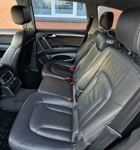 Серый Ауди Ку 7, объемом двигателя 2.97 л и пробегом 245 тыс. км за 18000 $, фото 16 на Automoto.ua