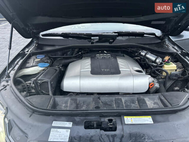 Серый Ауди Ку 7, объемом двигателя 2.97 л и пробегом 350 тыс. км за 16500 $, фото 25 на Automoto.ua