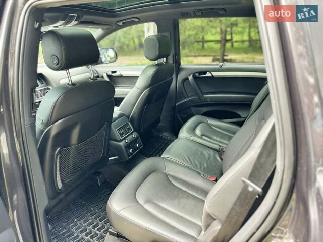 Серый Ауди Ку 7, объемом двигателя 3 л и пробегом 192 тыс. км за 19800 $, фото 44 на Automoto.ua