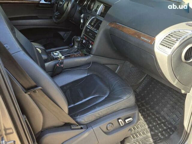 Серый Ауди Ку 7, объемом двигателя 3 л и пробегом 244 тыс. км за 14900 $, фото 9 на Automoto.ua