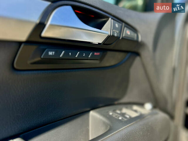 Серый Ауди Ку 7, объемом двигателя 2.97 л и пробегом 322 тыс. км за 19900 $, фото 9 на Automoto.ua