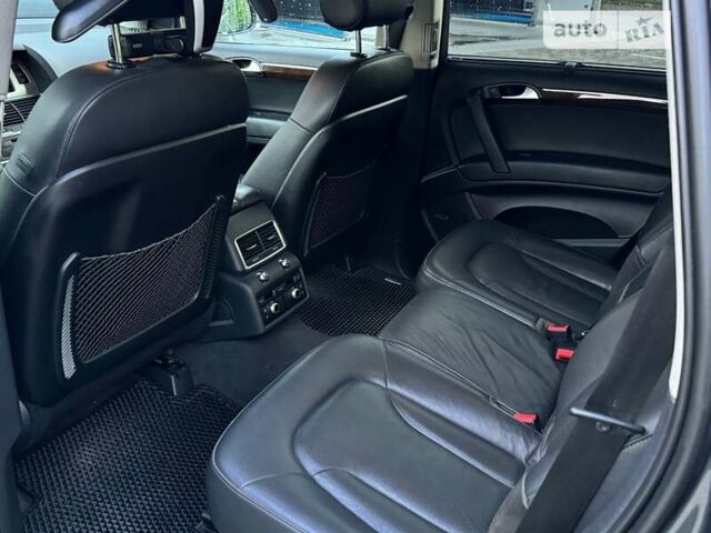 Серый Ауди Ку 7, объемом двигателя 2.97 л и пробегом 357 тыс. км за 19000 $, фото 32 на Automoto.ua