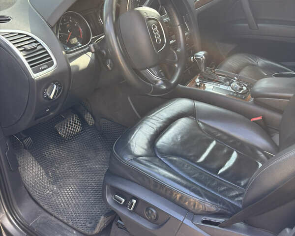 Сірий Ауді Ку 7, об'ємом двигуна 3 л та пробігом 220 тис. км за 12900 $, фото 7 на Automoto.ua