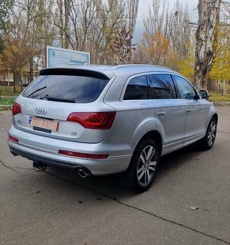Серый Ауди Ку 7, объемом двигателя 3 л и пробегом 327 тыс. км за 17000 $, фото 5 на Automoto.ua