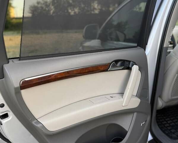 Сірий Ауді Ку 7, об'ємом двигуна 3 л та пробігом 180 тис. км за 16499 $, фото 11 на Automoto.ua