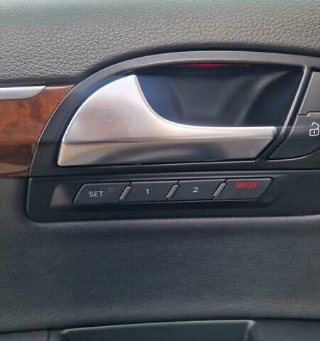 Серый Ауди Ку 7, объемом двигателя 3 л и пробегом 327 тыс. км за 17000 $, фото 21 на Automoto.ua