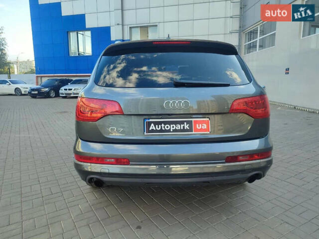 Серый Ауди Ку 7, объемом двигателя 3 л и пробегом 304 тыс. км за 12500 $, фото 31 на Automoto.ua