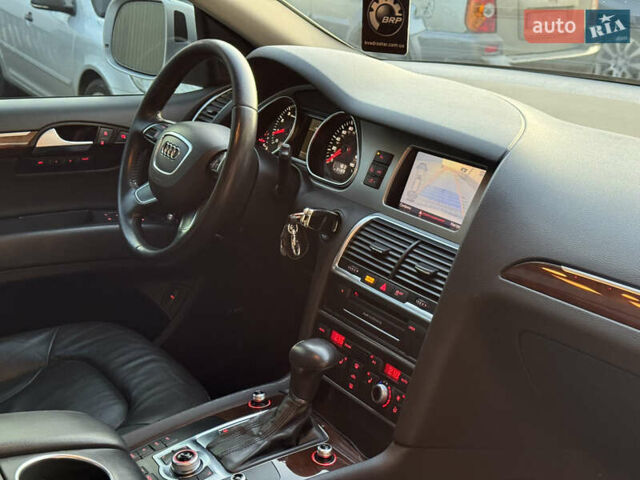 Серый Ауди Ку 7, объемом двигателя 3 л и пробегом 200 тыс. км за 13000 $, фото 32 на Automoto.ua