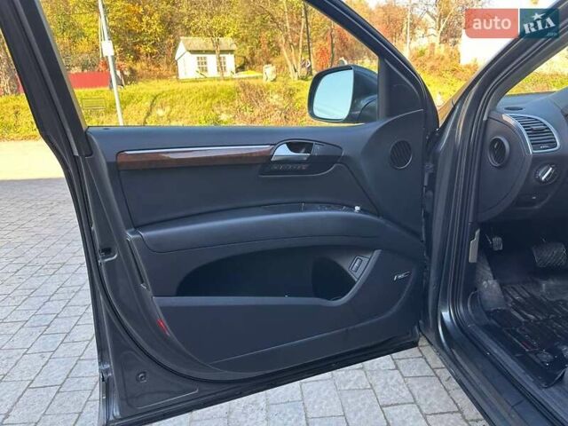 Серый Ауди Ку 7, объемом двигателя 3 л и пробегом 241 тыс. км за 14300 $, фото 20 на Automoto.ua