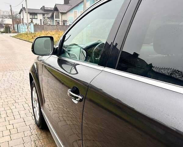 Серый Ауди Ку 7, объемом двигателя 3 л и пробегом 250 тыс. км за 9999 $, фото 12 на Automoto.ua