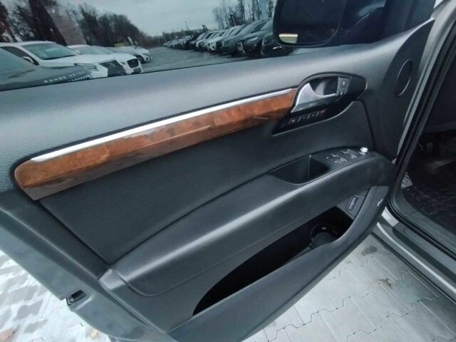 Серый Ауди Ку 7, объемом двигателя 3 л и пробегом 244 тыс. км за 12990 $, фото 9 на Automoto.ua