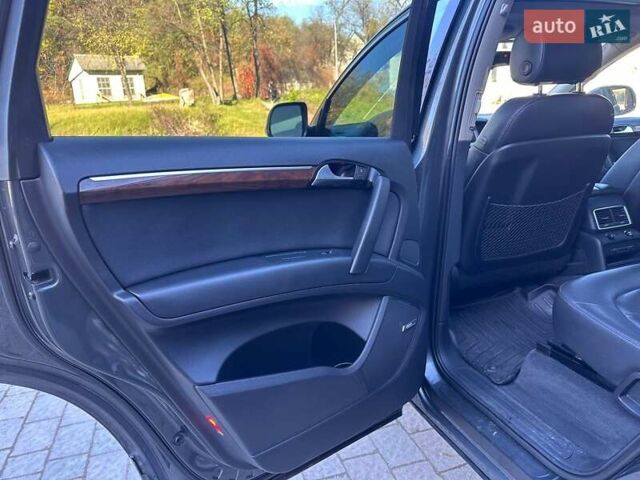 Серый Ауди Ку 7, объемом двигателя 3 л и пробегом 241 тыс. км за 14300 $, фото 16 на Automoto.ua