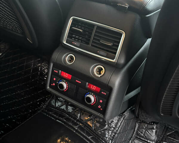 Серый Ауди Ку 7, объемом двигателя 2.97 л и пробегом 350 тыс. км за 16500 $, фото 16 на Automoto.ua