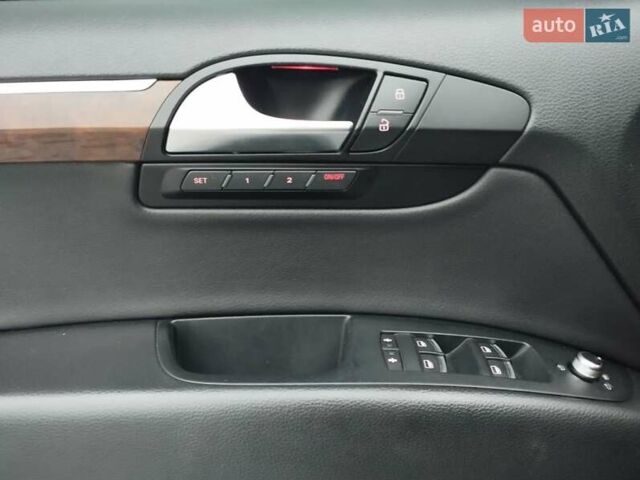 Серый Ауди Ку 7, объемом двигателя 3 л и пробегом 244 тыс. км за 12990 $, фото 12 на Automoto.ua