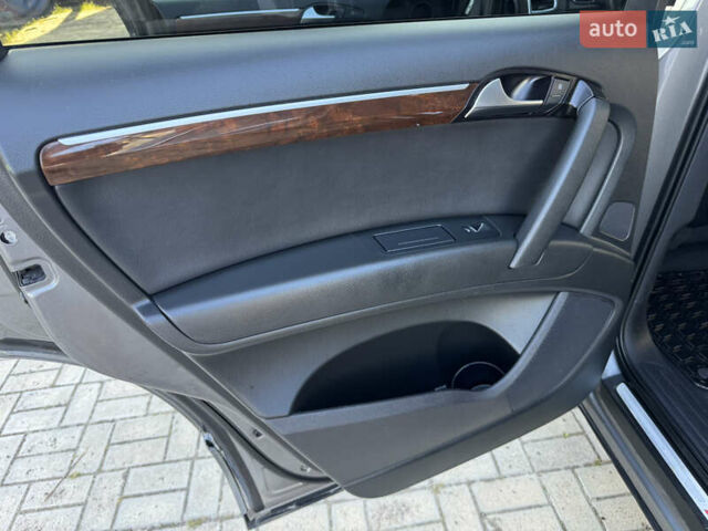 Сірий Ауді Ку 7, об'ємом двигуна 3 л та пробігом 256 тис. км за 16750 $, фото 64 на Automoto.ua