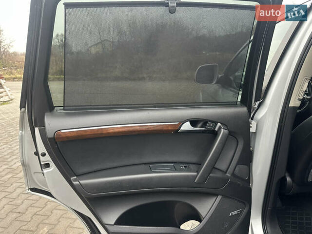 Серый Ауди Ку 7, объемом двигателя 3 л и пробегом 274 тыс. км за 14999 $, фото 39 на Automoto.ua