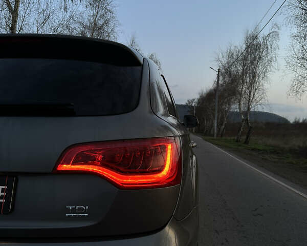 Сірий Ауді Ку 7, об'ємом двигуна 2.97 л та пробігом 180 тис. км за 18500 $, фото 16 на Automoto.ua