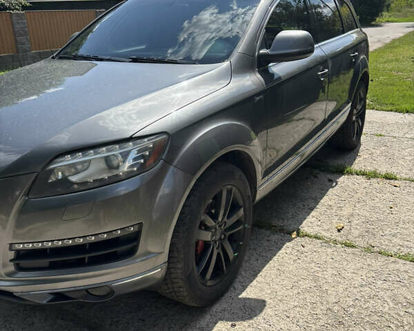 Сірий Ауді Ку 7, об'ємом двигуна 3 л та пробігом 220 тис. км за 12900 $, фото 4 на Automoto.ua