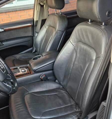 Серый Ауди Ку 7, объемом двигателя 2.97 л и пробегом 245 тыс. км за 18000 $, фото 5 на Automoto.ua