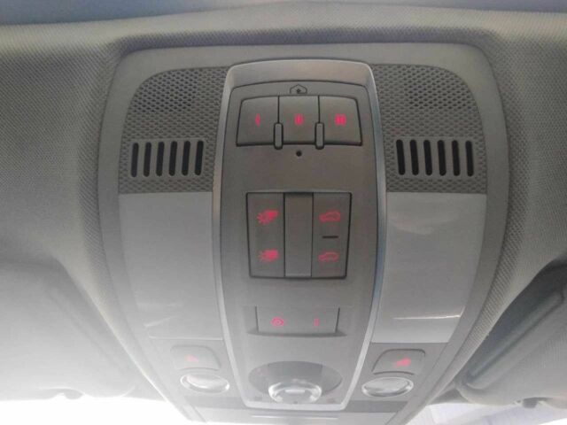 Серый Ауди Ку 7, объемом двигателя 3 л и пробегом 244 тыс. км за 12990 $, фото 19 на Automoto.ua