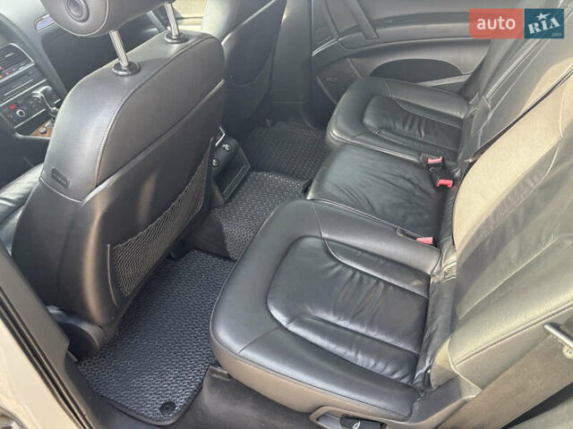 Сірий Ауді Ку 7, об'ємом двигуна 3 л та пробігом 233 тис. км за 11999 $, фото 12 на Automoto.ua