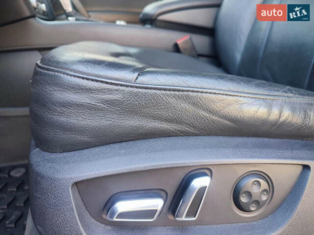 Серый Ауди Ку 7, объемом двигателя 3 л и пробегом 304 тыс. км за 12500 $, фото 20 на Automoto.ua