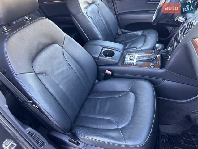 Серый Ауди Ку 7, объемом двигателя 3 л и пробегом 241 тыс. км за 14300 $, фото 10 на Automoto.ua