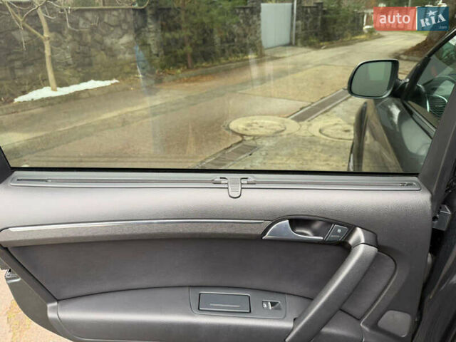 Серый Ауди Ку 7, объемом двигателя 2.97 л и пробегом 175 тыс. км за 18300 $, фото 37 на Automoto.ua