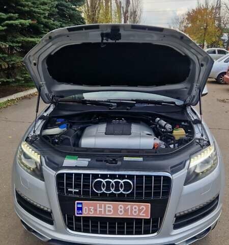 Серый Ауди Ку 7, объемом двигателя 3 л и пробегом 327 тыс. км за 17000 $, фото 3 на Automoto.ua