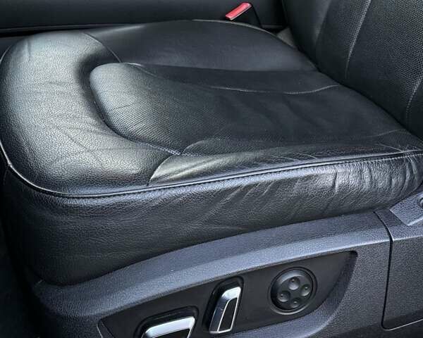 Серый Ауди Ку 7, объемом двигателя 2.97 л и пробегом 357 тыс. км за 19000 $, фото 21 на Automoto.ua