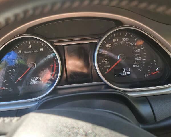 Сірий Ауді Ку 7, об'ємом двигуна 3 л та пробігом 203 тис. км за 15000 $, фото 18 на Automoto.ua