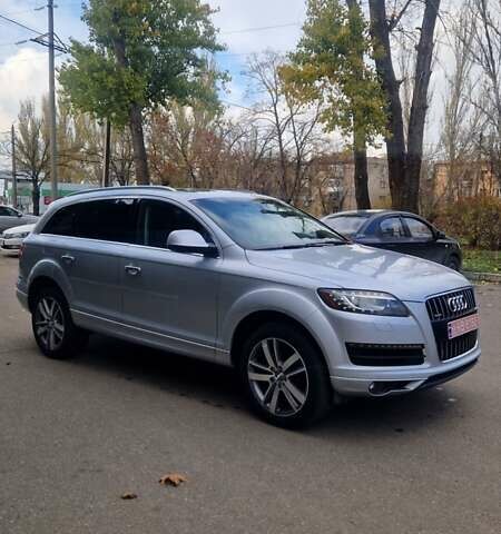 Серый Ауди Ку 7, объемом двигателя 3 л и пробегом 327 тыс. км за 17000 $, фото 2 на Automoto.ua