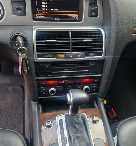 Серый Ауди Ку 7, объемом двигателя 3 л и пробегом 327 тыс. км за 17000 $, фото 15 на Automoto.ua