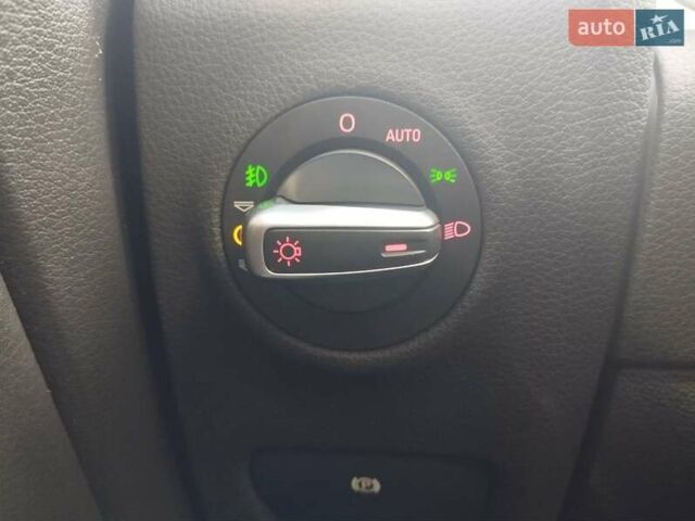 Серый Ауди Ку 7, объемом двигателя 3 л и пробегом 244 тыс. км за 12990 $, фото 25 на Automoto.ua