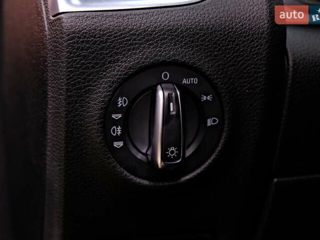 Серый Ауди Ку 7, объемом двигателя 3 л и пробегом 126 тыс. км за 12900 $, фото 22 на Automoto.ua