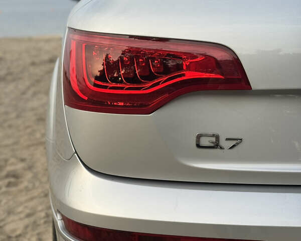 Серый Ауди Ку 7, объемом двигателя 3 л и пробегом 190 тыс. км за 17500 $, фото 11 на Automoto.ua