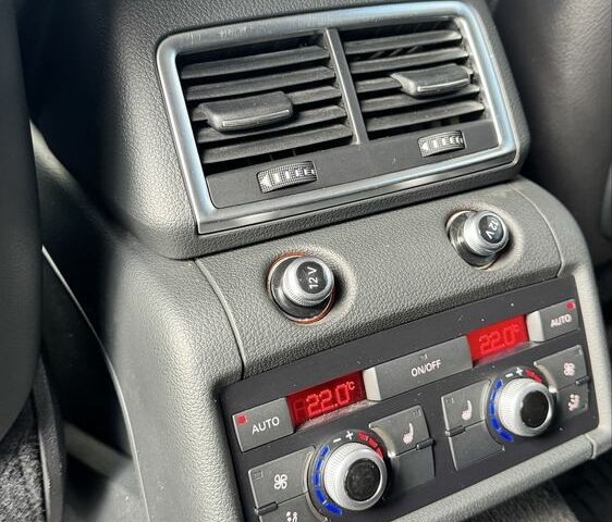 Ауди Ку 7 2013 в Кропивницком (Кировограде) на Automoto.ua Серый Ауди Ку 7, объемом двигателя 3 л и пробегом 191 тыс. км за 19300 $, фото 17 на Automoto.ua