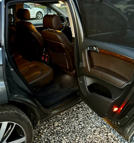 Сірий Ауді Ку 7, об'ємом двигуна 2.97 л та пробігом 265 тис. км за 18700 $, фото 44 на Automoto.ua