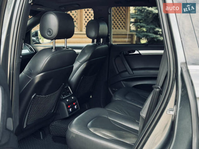 Сірий Ауді Ку 7, об'ємом двигуна 3 л та пробігом 291 тис. км за 12900 $, фото 29 на Automoto.ua