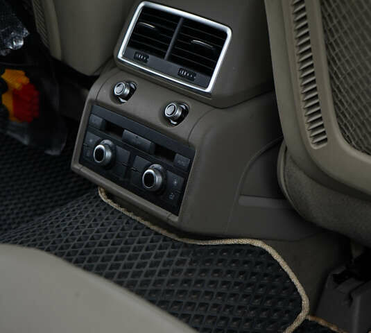 Серый Ауди Ку 7, объемом двигателя 3 л и пробегом 255 тыс. км за 16200 $, фото 7 на Automoto.ua