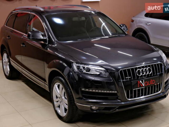 Серый Ауди Ку 7, объемом двигателя 3 л и пробегом 126 тыс. км за 12900 $, фото 2 на Automoto.ua