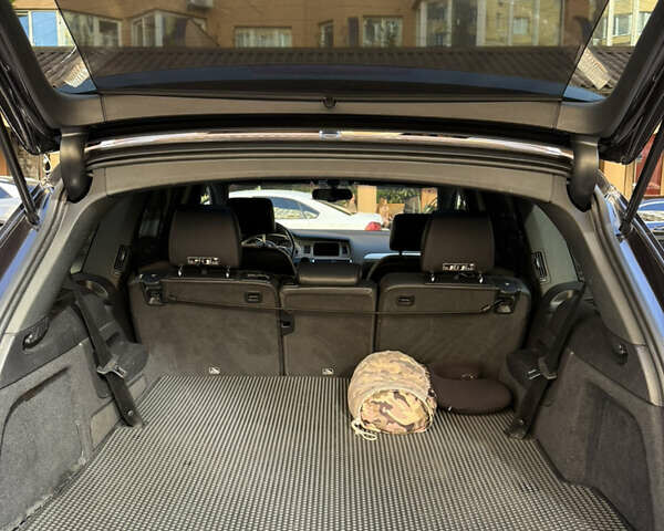 Сірий Ауді Ку 7, об'ємом двигуна 3 л та пробігом 153 тис. км за 21500 $, фото 22 на Automoto.ua