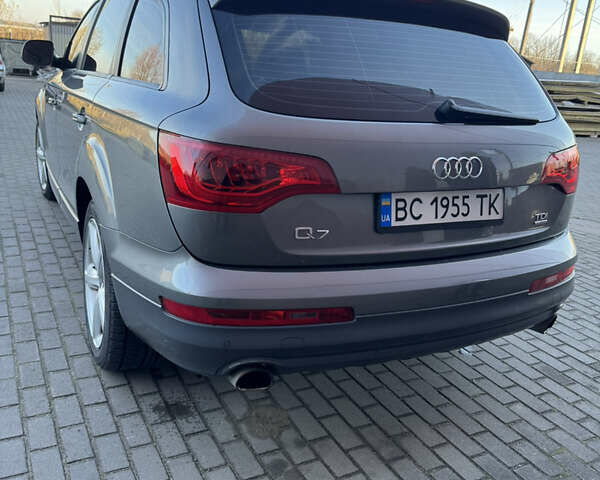Серый Ауди Ку 7, объемом двигателя 2.97 л и пробегом 212 тыс. км за 18500 $, фото 5 на Automoto.ua