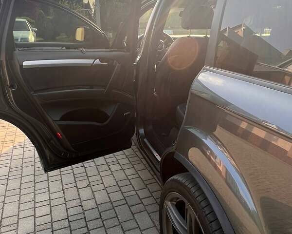 Сірий Ауді Ку 7, об'ємом двигуна 3 л та пробігом 185 тис. км за 19000 $, фото 7 на Automoto.ua