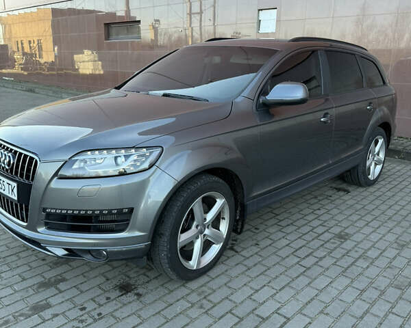 Серый Ауди Ку 7, объемом двигателя 2.97 л и пробегом 212 тыс. км за 18500 $, фото 6 на Automoto.ua