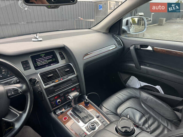 Ауди Ку 7 2013 в Кагарлыке на Automoto.ua Серый Ауди Ку 7, объемом двигателя 2.97 л и пробегом 270 тыс. км за 19700 $, фото 14 на Automoto.ua