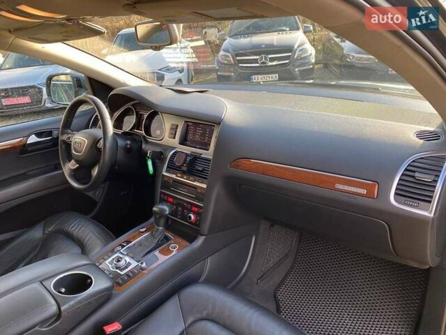 Сірий Ауді Ку 7, об'ємом двигуна 2.97 л та пробігом 245 тис. км за 16600 $, фото 8 на Automoto.ua