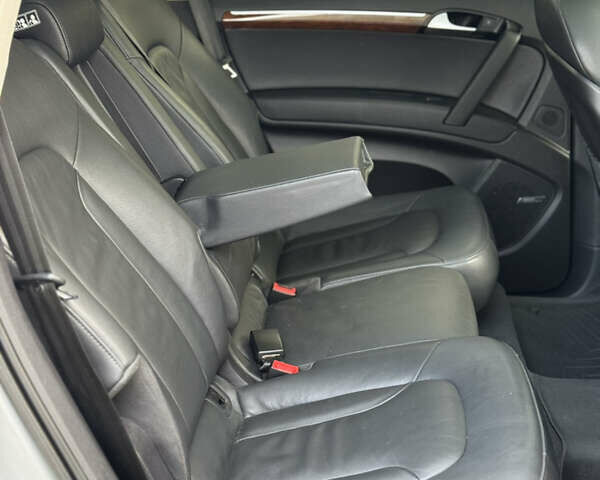 Серый Ауди Ку 7, объемом двигателя 3 л и пробегом 190 тыс. км за 17500 $, фото 24 на Automoto.ua